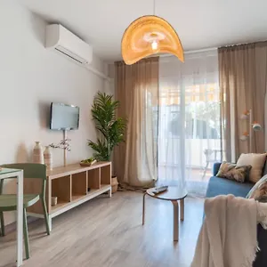  Apartamento De Platja En Poblat Típic